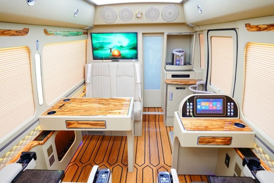 惠多少钱 6座带床带卫生间新款落地价ky开元棋牌丰田考斯特房车版最新优(图5) 惠多少钱 6座带床带卫生间新款落地价ky开元棋牌丰田考斯特房车版最新优(图5)